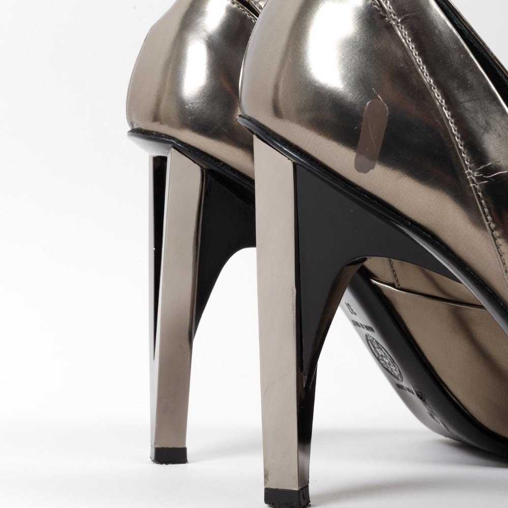 Versace Silver Metallic Sandals - Picture 8 of 10